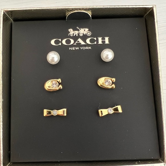 Coach Signature and Bow Stud Earrings NIB MSRP $118 - Picture 1 of 3